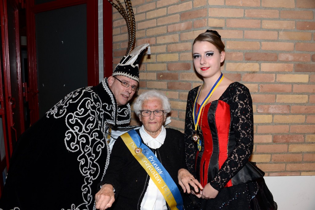 ../Images/Senioren carnaval 2015 005.jpg